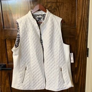 New Directions White Vest. Snow leopard print lining. Brand new with tag.
